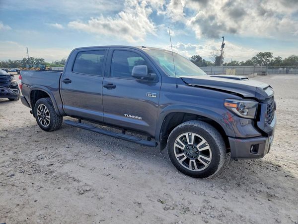2019 TOYOTA TUNDRA SR5 Grade — Passenger 3/4