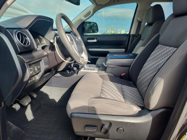 2019 TOYOTA TUNDRA SR5 Grade — DENT