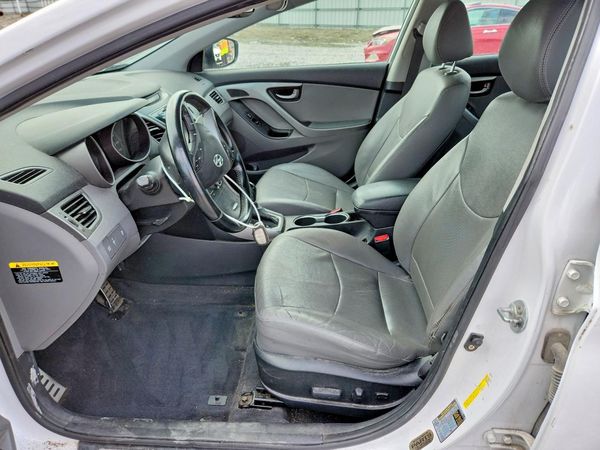 2015 HYUNDAI ELANTRA — DENT