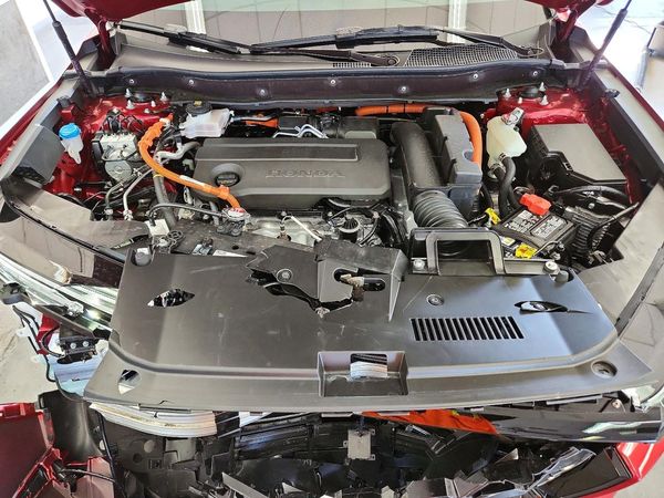 2026 HONDA CR-V — Engine bay