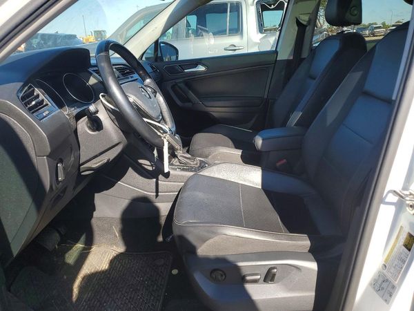 2018 VOLKSWAGEN TIGUAN SE, 4Motion SEL — DENT