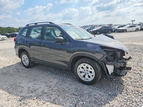 2021 SUBARU FORESTER — Passenger 3/4
