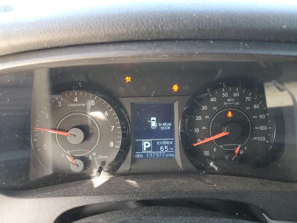 2017 TOYOTA SIENNA