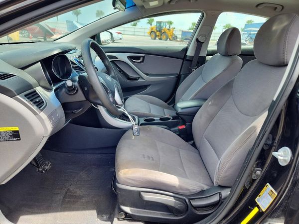 2014 HYUNDAI ELANTRA GLS(Middle)