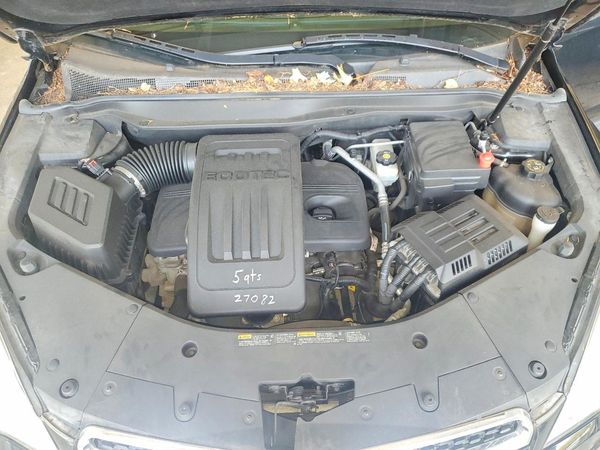 2014 CHEVROLET EQUINOX LS — Engine bay