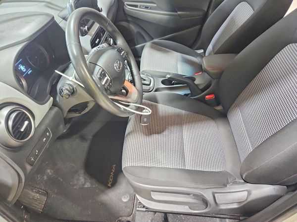 2020 HYUNDAI KONA SEL — DENT