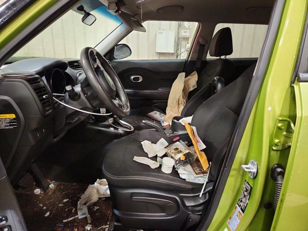 2019 KIA SOUL Base — DENT
