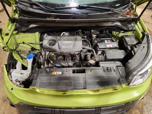 2019 KIA SOUL Base — Engine bay