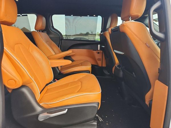 2023 CHRYSLER PACIFICA Pinnacle — PSRS