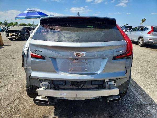 2023 CADILLAC XT4 LUXURY — DIRR