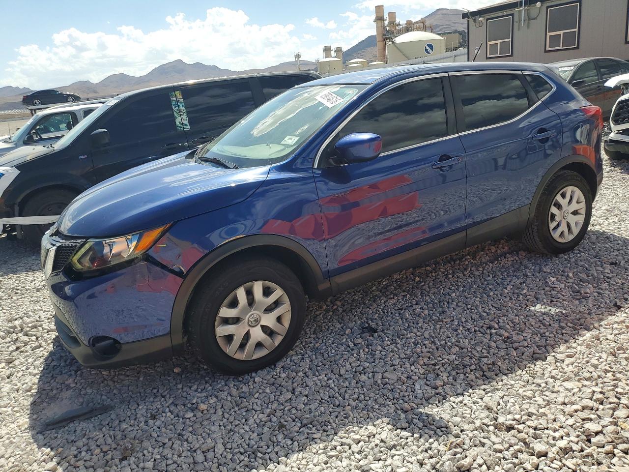 2019 NISSAN ROGUE SPORT — Front 3/4