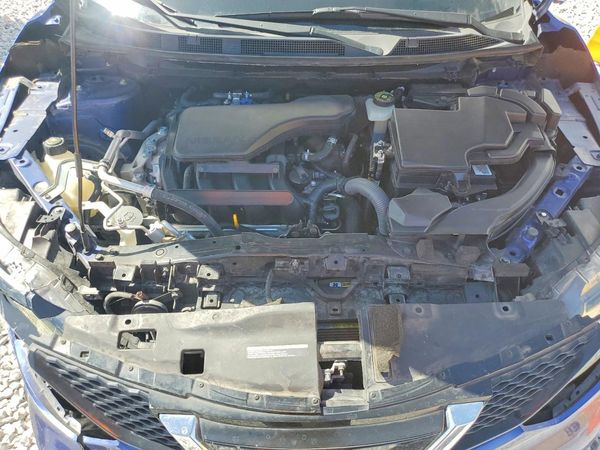 2019 NISSAN ROGUE SPORT — Engine bay