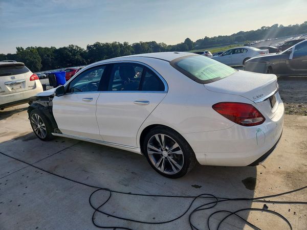 2016 MERCEDES-BENZ C C300