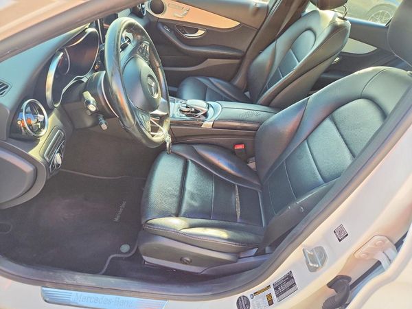 2016 MERCEDES-BENZ C C300