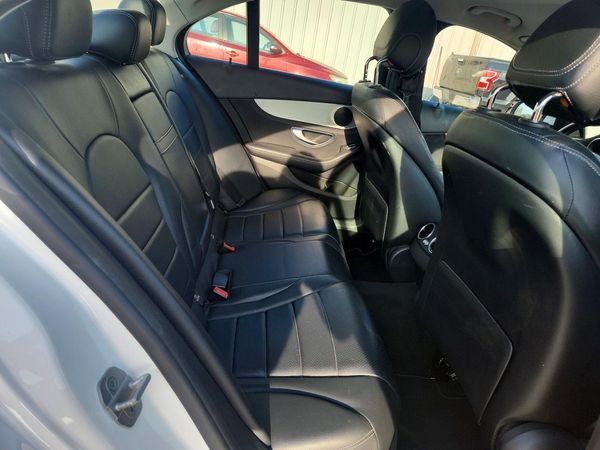 2016 MERCEDES-BENZ C C300