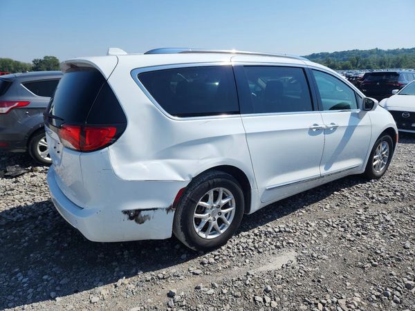 2020 CHRYSLER PACIFICA Touring L — PSRA