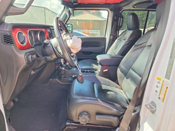 2019 JEEP WRANGLER UNLIMITED Unlimited Rubicon — DENT