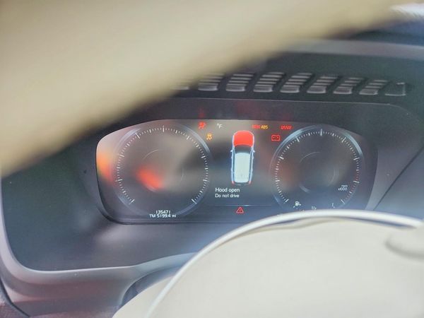 2016 VOLVO XC90 SV42 Momentum — ODOM
