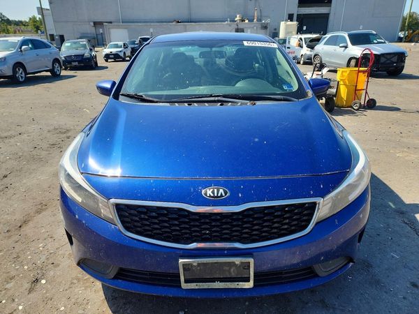 2017 KIA FORTE LX Base