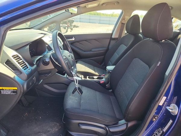 2017 KIA FORTE LX Base