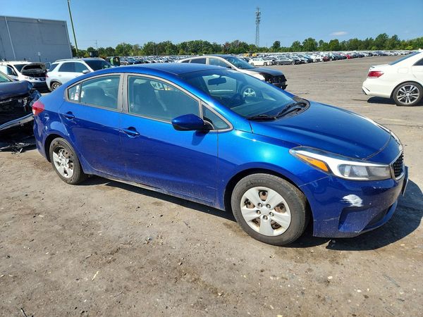 2017 KIA FORTE LX Base