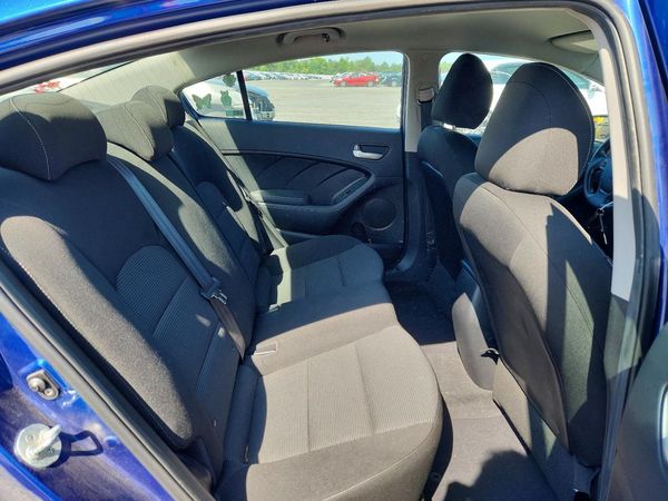 2017 KIA FORTE LX Base