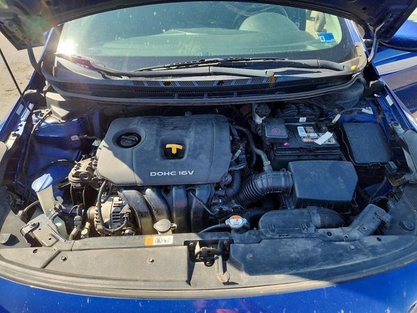 2017 KIA FORTE LX Base