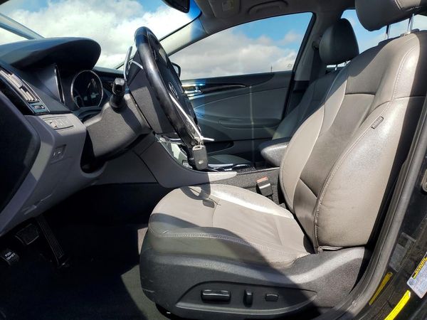 2012 HYUNDAI SONATA Middle level — DENT