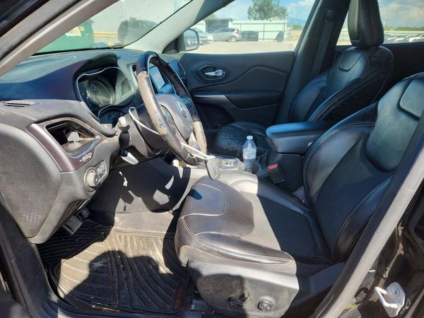 2019 JEEP CHEROKEE LATITUDE PLUS FWD