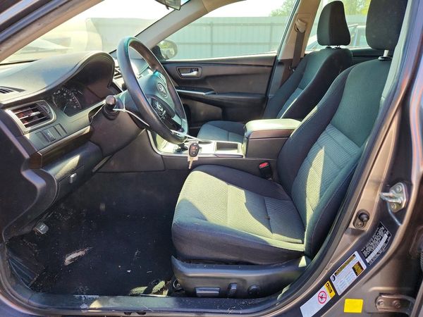 2015 TOYOTA CAMRY — DENT