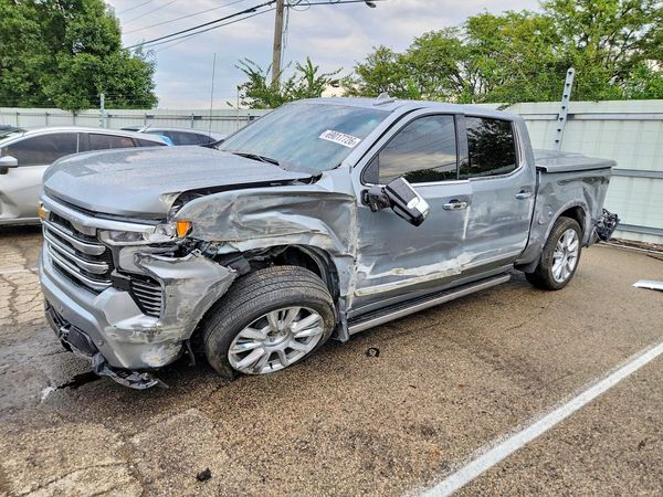 2025 CHEVROLET SILVERADO High Country — Front 3/4