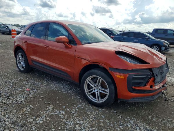 2022 PORSCHE MACAN — Passenger 3/4