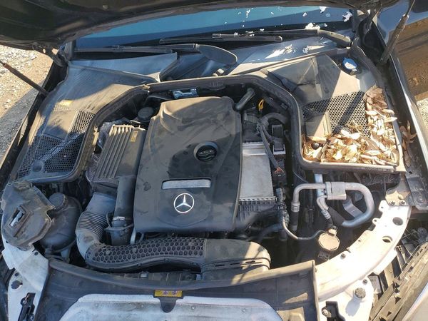 2016 MERCEDES-BENZ C C300 — Engine bay