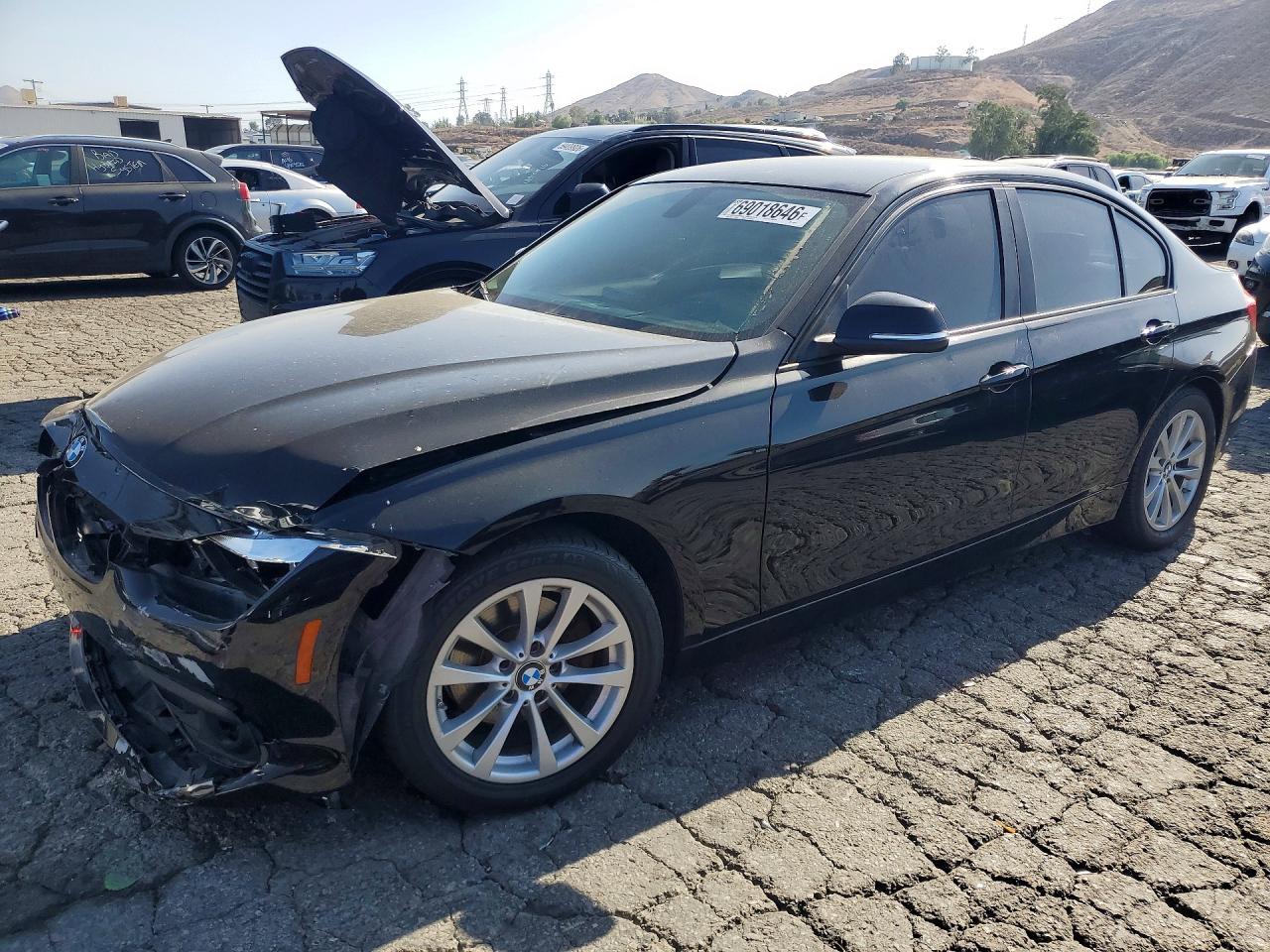 2017 BMW 320 — Front 3/4