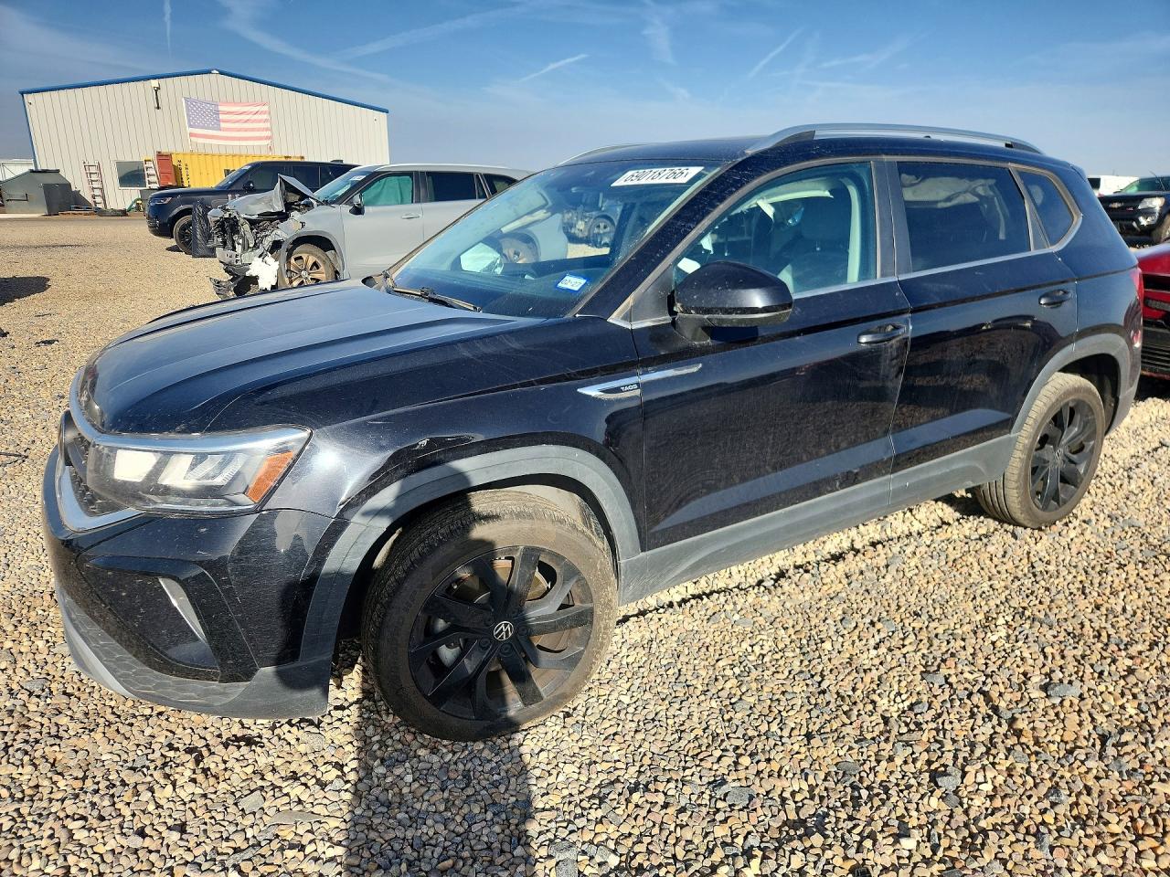 2022 VOLKSWAGEN TAOS — Front 3/4