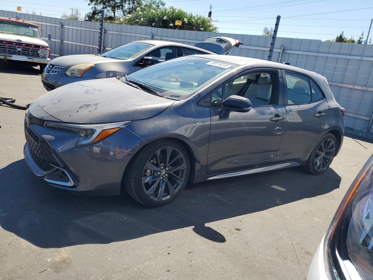 2026 TOYOTA COROLLA XSE — Front 3/4