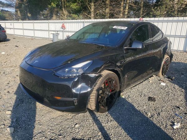 2021 TESLA MODEL Y — Front 3/4