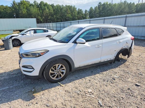 2016 HYUNDAI TUCSON — Front 3/4