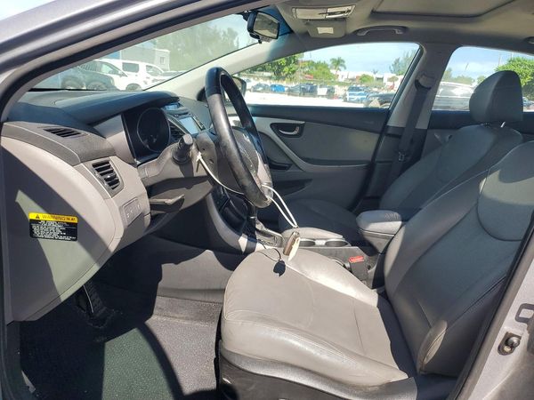 2015 HYUNDAI ELANTRA GLS(Middle) — DENT