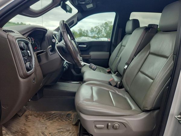 2020 CHEVROLET SILVERADO LT — DENT