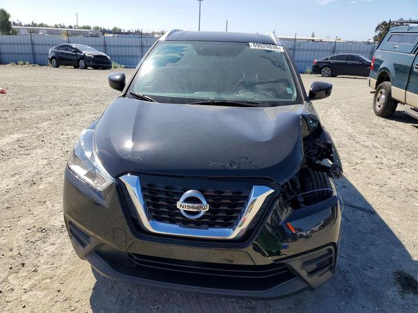 2019 NISSAN KICKS