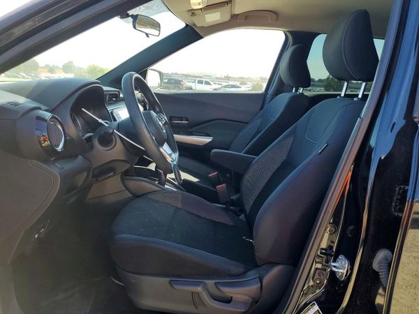 2019 NISSAN KICKS