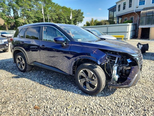 2024 NISSAN ROGUE SV — Passenger 3/4