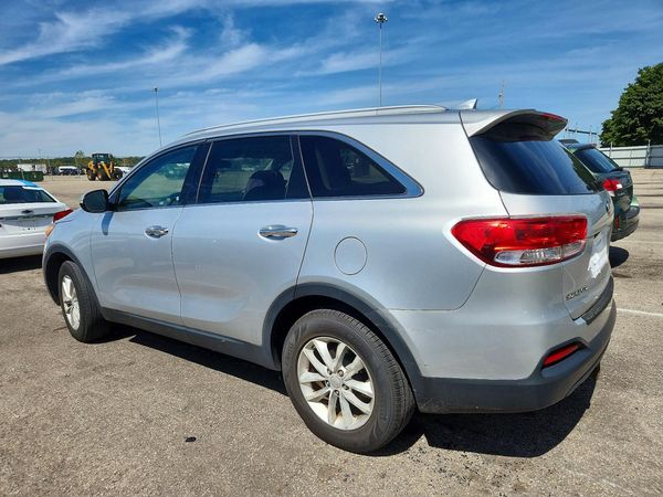 2016 KIA SORENTO L / LX