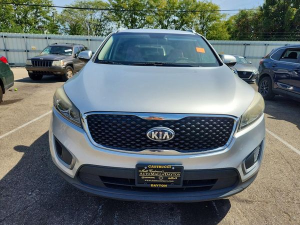 2016 KIA SORENTO L / LX