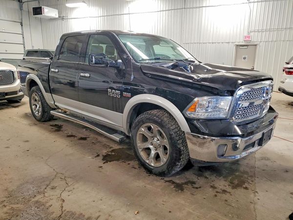 2013 RAM 1500 LARAMIE