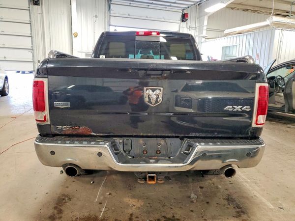2013 RAM 1500 LARAMIE