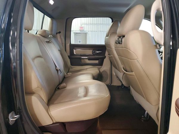 2013 RAM 1500 LARAMIE