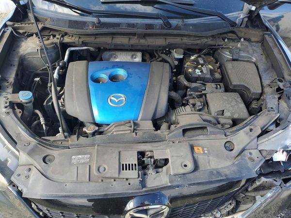 2013 MAZDA CX-5 Touring/GS — Engine bay