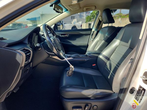2017 LEXUS NX 200T 200t Luxury